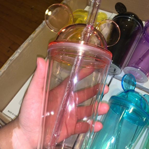 Mickey Mouse - Picture 2 of 6